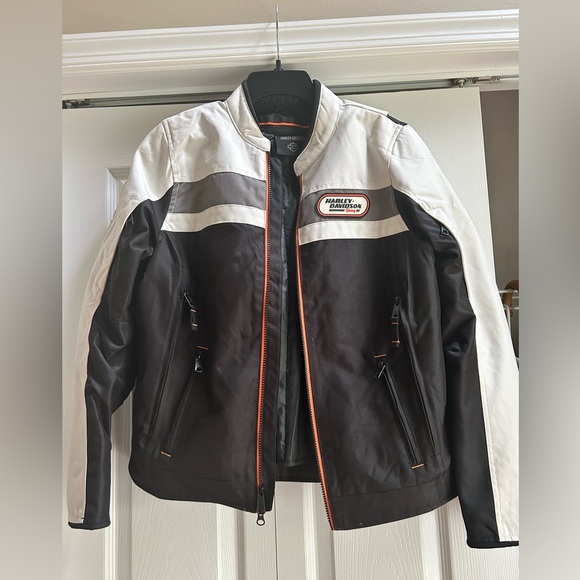 NEW Harley Davidson Women’s Fennimore Riding Jacket - Size Medium - Picture 6 of 10